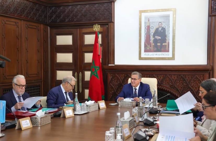 الحكومة تصادق على إعادة تنظيم المندوبية الوزارية لحقوق الإنسان